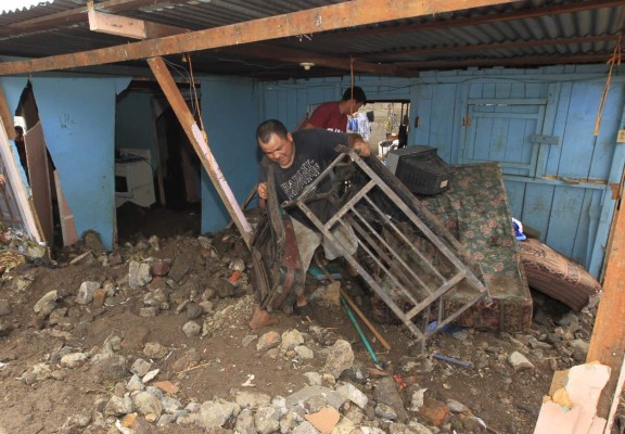 Aguaceros dejan un muerto y dos personas desaparecidas