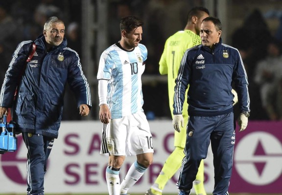 Lesión de Messi no es grave, según medios argentinos