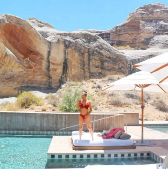 No es la primera vez que la esposa de Tommy Mottola decide exhibir su cuerpo, pero en esta ocasión, su bikini provocó euforia en Instagram.