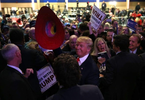 Republicanos de EUA a la espera del candidato anti-Trump en quinto debate