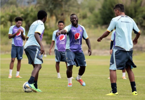 Motagua presentará seis altas contra Victoria