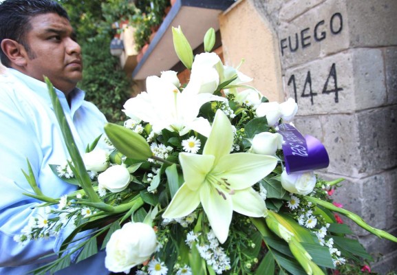 Familia de Gabriel García Márquez recibe muestras de cariño