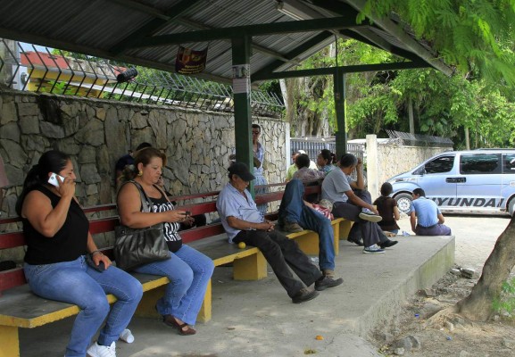 Sin pistas de homicidas de dueño de bus y ayudante en Puerto Cortés