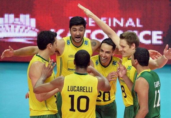 Brasil sufre pero estará de nuevo en la final del Mundial de voleibol