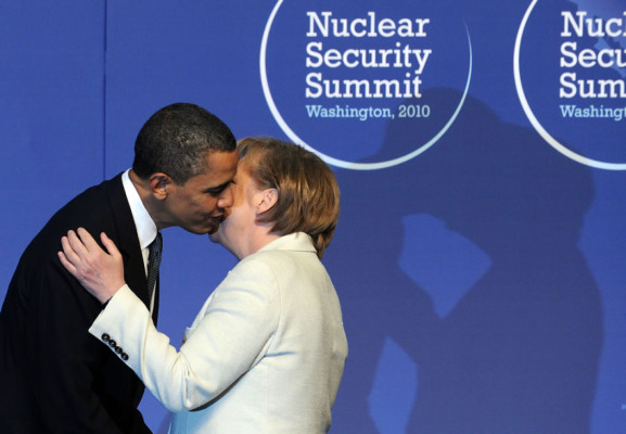Alemania amenaza a EUA con expulsar diplomáticos por el espionaje a Merkel