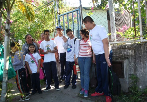 Le cierran escuela a niños con capacidades especiales