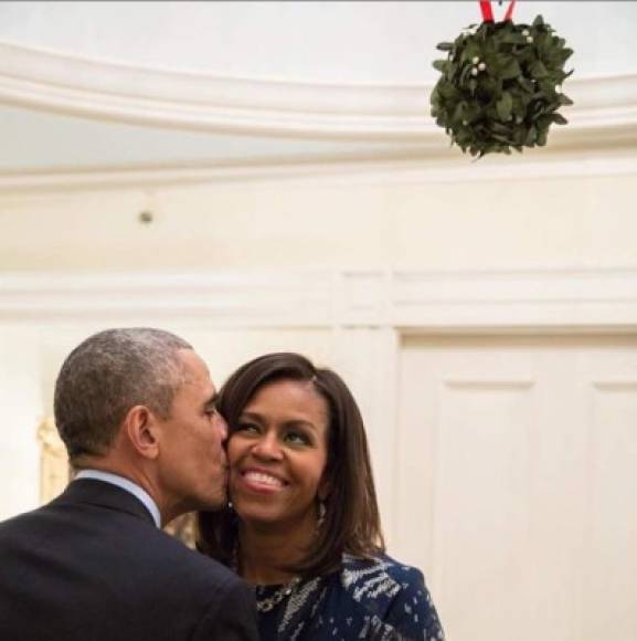 Barack y Michelle Obama se casaron el 3 de octubre de 1992 en una sencilla y tradicional ceremonia.