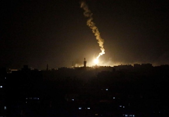 Más de 342 palestinos murieron tras ofensiva israelí en Gaza