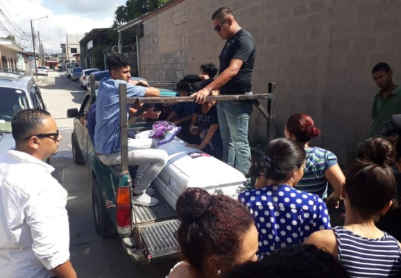 'Mi nieto quería una vejez feliz para mí': Abuela del joven migrante asesinado en México