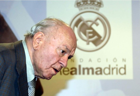 Di Stéfano hospitalizado en Madrid tras sufrir un paro cardíaco