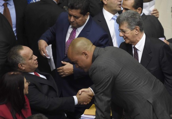 Ramos Allup, el férreo antichavista que preside el Parlamento de Venezuela