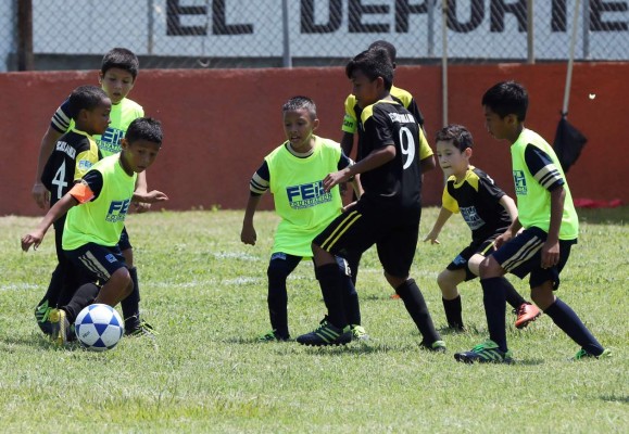 Con éxito se desarrolló tercer el Torneo de fútbol Interescolar de FEIH
