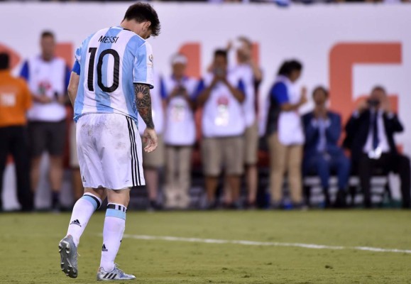 La prensa argentina 'llora' el adiós de Messi tras la derrota de la selección