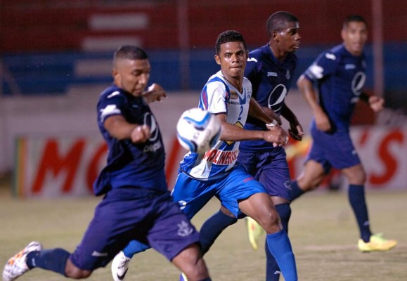 Motagua olvida sus penas con el Victoria