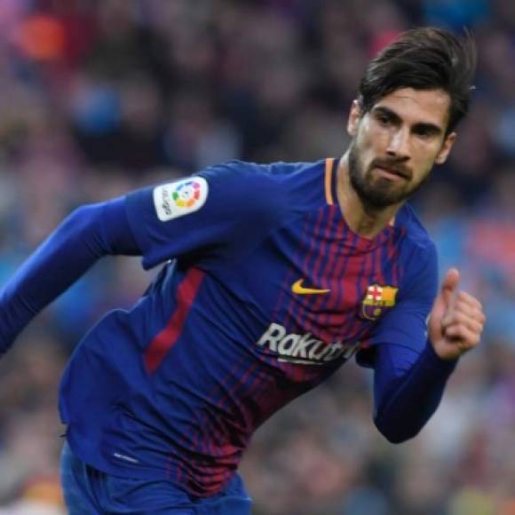 La salida de André Gomes del Barcelona está empezando a gestarse. El club trabaja ya con una propuesta de un equipo puntero de Europa interesado en el jugador. Fuentes del club azulgrana admiten a Mundo Deportivo que el centrocampista portugués cuenta ya con una ‘novia’ pero sin especificar más detalles, si es por un traspaso o una cesión. Foto AFP