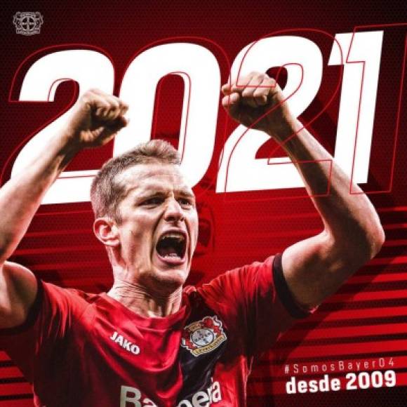 El Bayer Leverkusen ha hecho oficial esta mañana la ampliación del contrato de Lars Bender, internacional alemán. El centrocampista de 28 años llegó al club en 2009. Ahora ha firmado hasta 2021.