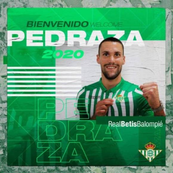 El Real Betis obtiene la cesión del carrilero zurdo Alfonso Pedraza por una temporada con opción de compra. Llega procedente del Villareal.