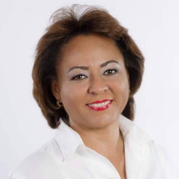 Lorena Herrera (Potrerillos, 1969). Economista y política hondureña. Ha sido diputada por el Partido Nacional. También designada presidencial en el primer período presidencial de Juan Orlando Hernández (2014). Renunció a su función como designada y ahora se convierte en la candidata de 'Todos por el Cambio', una coalición coordinada por el expresidente Porfirio Lobo Sosa (2010-2014). Facciones del partido Unificación Democrática y Democracia Cristiana se han unido a Todos por el Cambio.