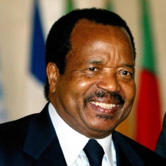 Camerún ha tenido el mismo presidente desde 1982, Paul Biya. Antes de llegar al poder ocupó los cargos de Ministro Secretario General de la Presidencia en 1968 y Primer Ministro en 1975.
