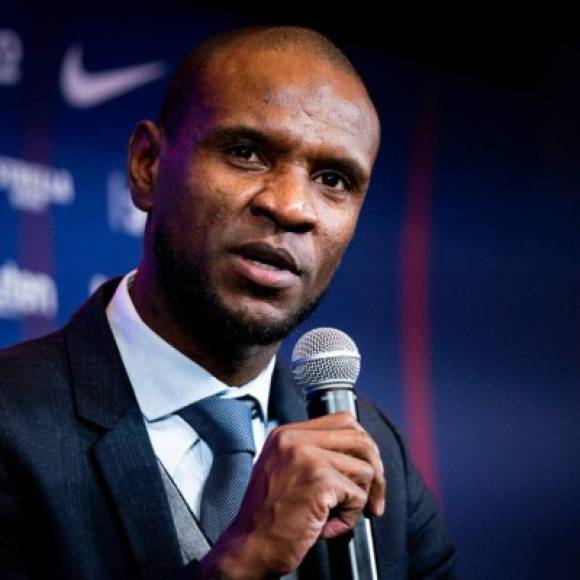 La barrida en el FC Barcelona empezó con la salida del entrenador Quique Setién y ahora ha continuado con el secretario técnico, el francés Éric Abidal, tras llegar a un acuerdo para la rescisión del contrato que unía ambas partes.<br/><br/>'El club expresa públicamente su agradecimiento a Éric Abidal por la profesionalidad, el compromiso, la dedicación y el trato positivo y cercano que ha mostrado siempre hacia todos los estamentos que conforman la familia azulgrana, y le desea suerte y éxitos en el futuro', le despidió la entidad.