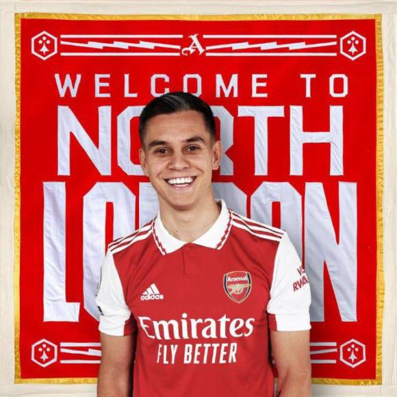 Oficial: Arsenal tiene a su nueva estrella y se trata del belga Leandro Trossard de 28 años, que militaba en el Brighton. Aunque no se han hecho oficiales las cifras de su traspaso, este ronda los 30 millones de euros.