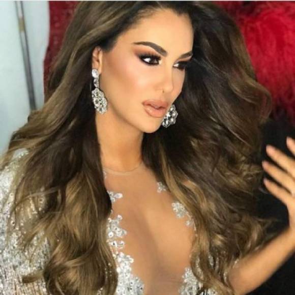 La imagen de Ninel Conde recibió cientos de comentarios de lo bella que luce, incluyendo el de Chiquis Rivera.