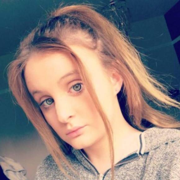 Amigos y familiares de Chloe utilizaron sus redes sociales para enviar mensajes de cariño póstumos. Su hermana, Amy Louise Middleton, publicó fotos de Chloe: “¡Mis hijos no podrían haber sentido un cariño más grande! ¡Los adoraba y nosotros a ella“. Chloe fue su mejor amiga, ha añadido, para advertir: “Por favor, no se tome este virus a la ligera porque nunca se sabe qué hay a la vuelta de la esquina”.