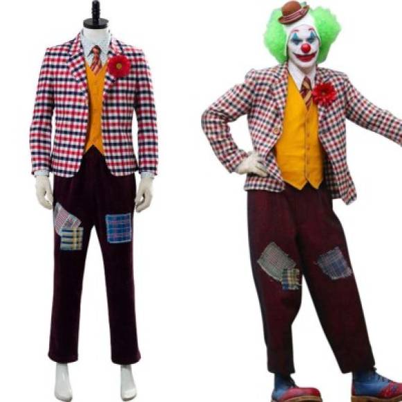 Otra opción bastante genial es el disfraz del 'Joker' pero antes de convertirse en el aclamado villano, es decir el disfraz que utiliza Arthur Fleck al inicio de la película. Este atuendo lo puedes encontrar en tiendas en línea como Amazon.