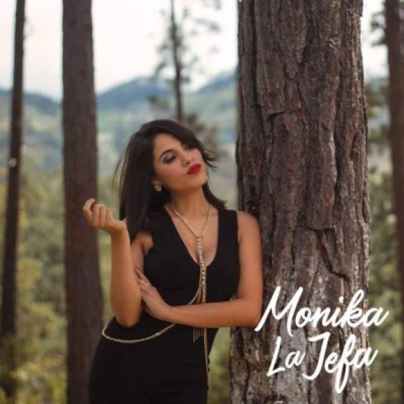 Si quieres conocer más sobre la artista puedes seguirla en sus redes sociales.<br/><br/>Facebook: Monika- La Jefa<br/>Instagram: @monikamusica<br/>YouTube: Monika La Jefa<br/><br/>O en su página web: www.monikamusic.com<br/>