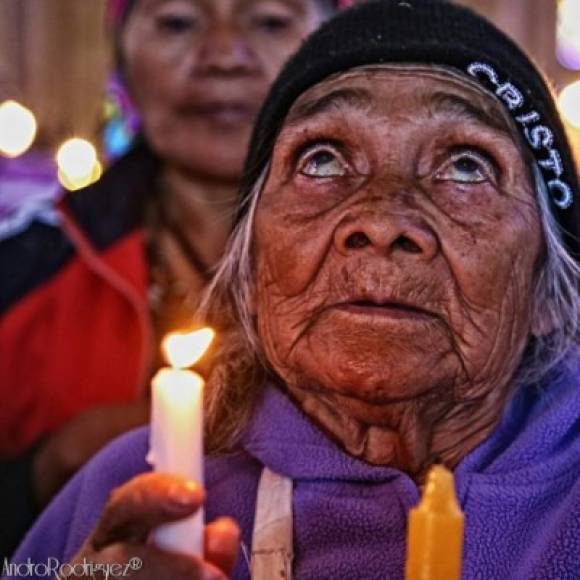 Desde la construcción de su ermita en Tegucigalpa, miles de peregrinos visitan su imagen con fervor para hacerle diversas peticiones, incluso de milagros.