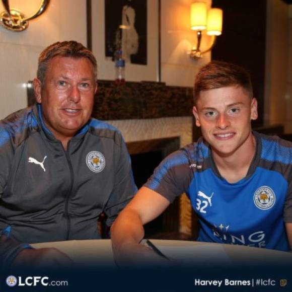 El Leicester City ha renovado hasta 2021 al volante de 19 años Harvey Barnes, que la temporada pasada estuvo cedido en el Milton Keynes Dons.