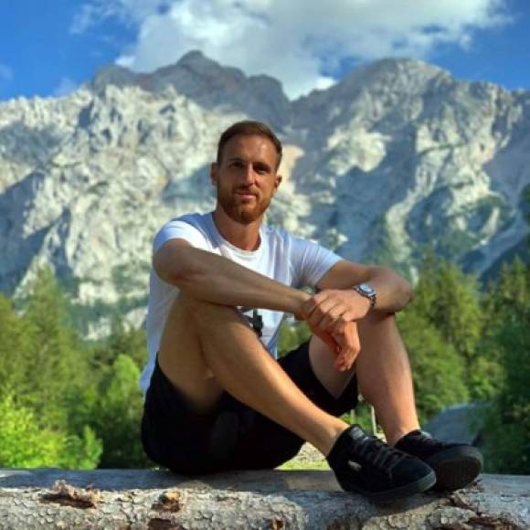 Jan Oblak, portero del Atlético de Madrid, viajó hasta las montañas de su país, Eslovenia, para pasar unos días.