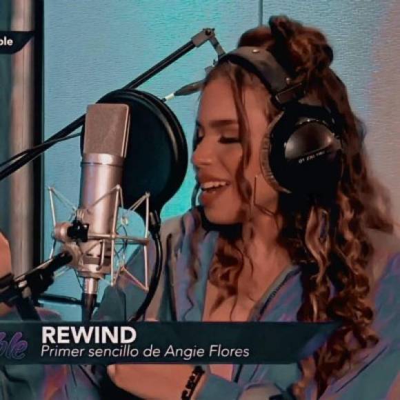 Horas antes de que Angie decidiera dirigirse a sus fans, su amigo David Villanueva pidió no seguir reproduciendo el video del sencillo “Rewind”, que aparece en su canal oficial de YouTube y donde en solo dos días superó las 140,000 vistas, pues “Queremos que sea ella la beneficiada exclusivamente y no otros”, escribió el joven cantante sobre el sitio que es manejado por TV Azteca.