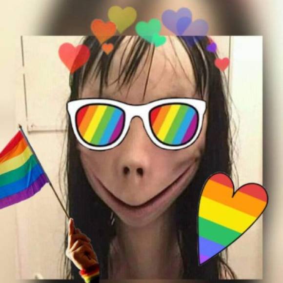 Momo como activista de la comunidad LGTBI.