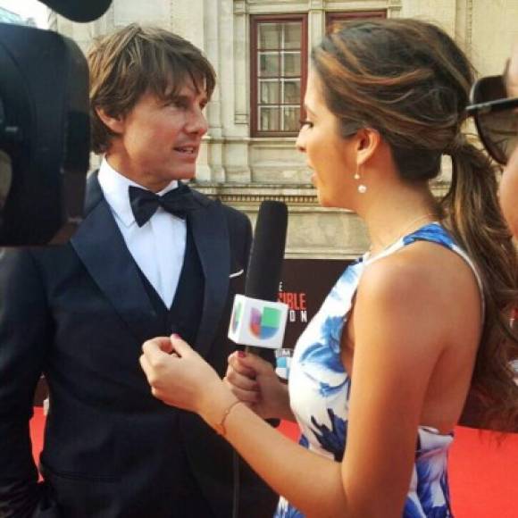 Maity Interiano en la alfombra roja del estreno mundial de Misión Imposible de Tom Cruise.