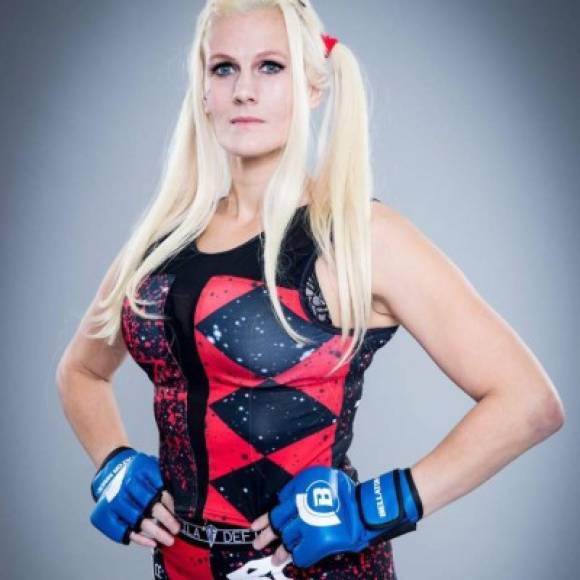 La luchadora de 35 años está compitiendo actualmente en la PFL (Professional Fighters League).