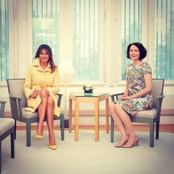 Melania lució radiante durante su encuentro con la primera dama finlandensa, Jenni Haukio.