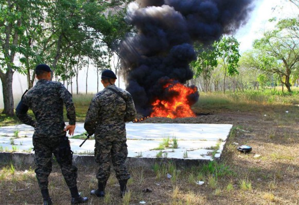 Honduras incinera 33 kilos de cocaína y 80 libras de marihuana
