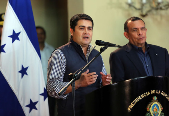 Nombran nuevos jefes de las FFAA y Policía Nacional de Honduras