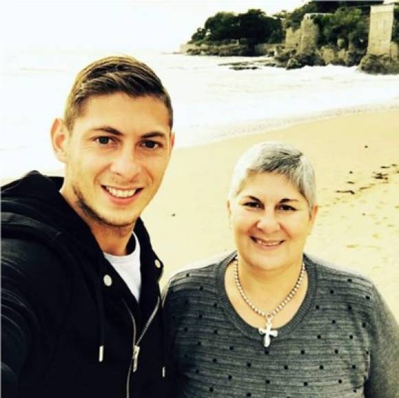 Emiliano Sala era muy apegado con su mamá Mercedes.