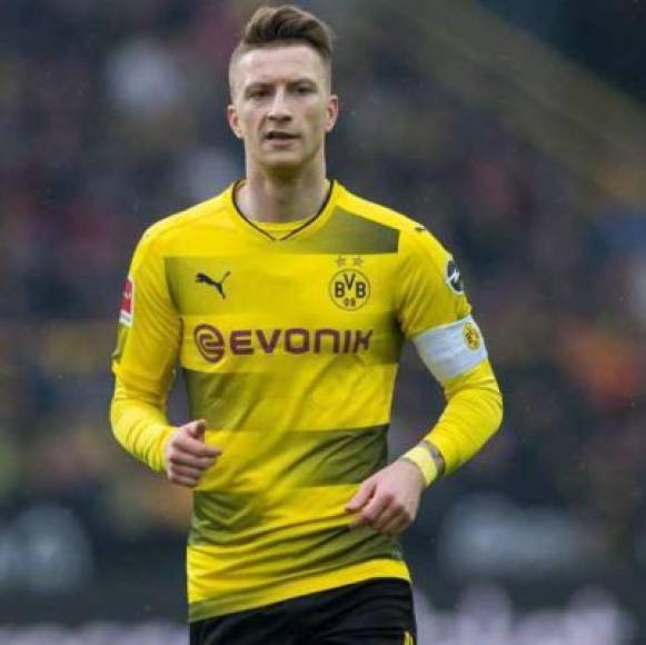 Marco Reus: El talentoso jugador alemán descartó un posible fichaje por el Bayern Múnich, según declaró en una entrevista al diario alemán Frankfurter Allgemeine Zeitung' 'A mí no me veréis jugando en el Bayern. Lo prometo. Además, tengo casi 30 años y ellos (Bayern) quieren rejuvenecer la plantilla', explicó.