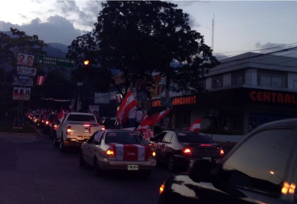 Honduras: Mauricio Villeda pinta de rojo y blanco a San Pedro Sula