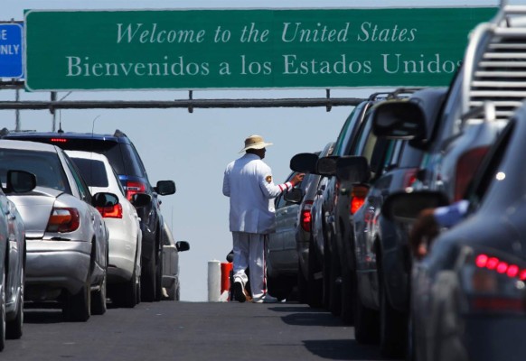 Mexicanos evitan viajar a El Paso ante el temor de nuevos ataques