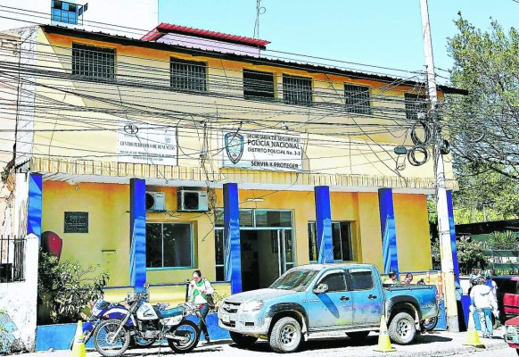 Gobierno ordena cierre de posta policial de La Granja de Tegucigalpa