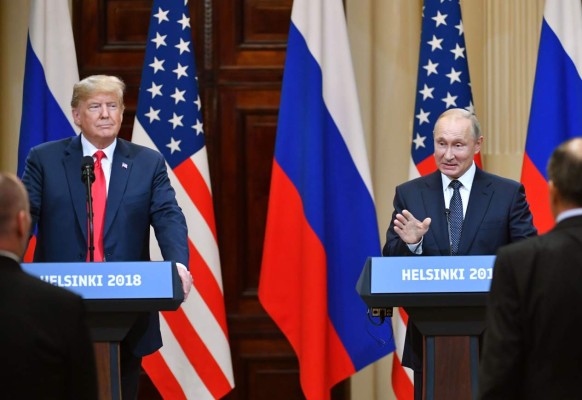 Putin le dice a Trump que Rusia no interfirió en elecciones estadounidenses
