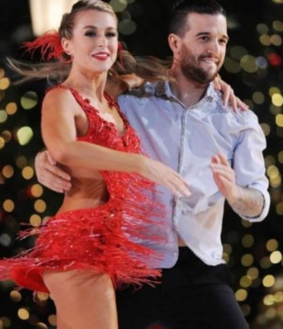 Alexa quedó en el sexto lugar de Dancing With the Stars. Su pareja fue Mark Ballas.