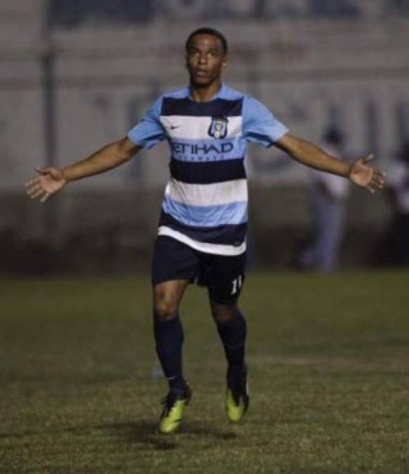 Jonathan Reyes: El delantero emigró a EUA en el 2015, en la Liga Nacional jugó en clubes como Honduras Progreso y Marathón.