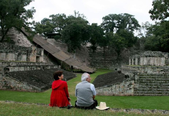 Cinco países acuerdan promover turismo a sus vestigios mayas