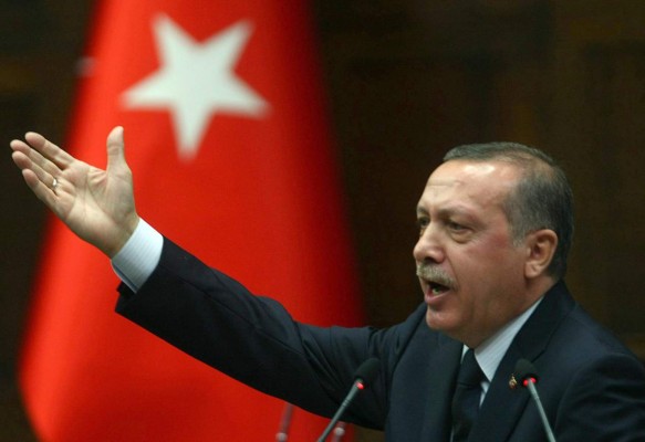 'Las mujeres no son iguales a los hombres', presidente turco desata la controversia