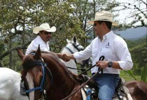 Hernández pide votar con raya continua
